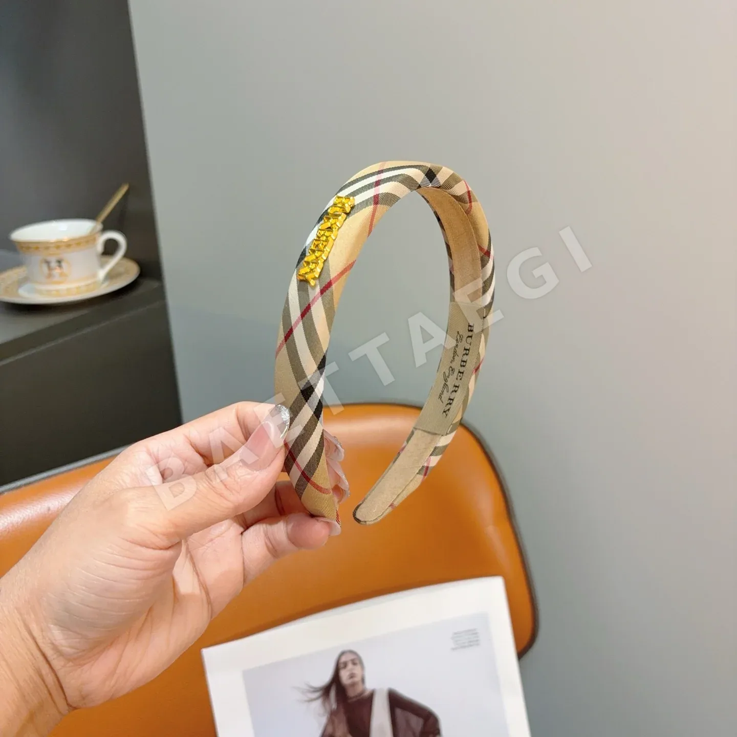 버버리 클래식 원단 헤드밴드 상세 이미지 2