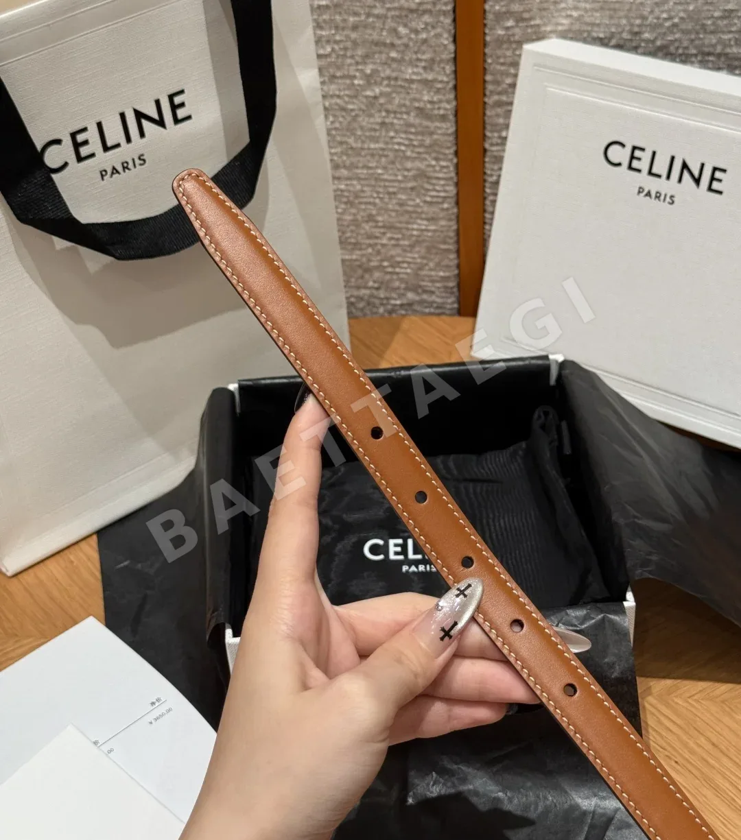 셀린느 트리옹 가죽 TRIOMPHE 18mm 벨트 상세 이미지 4