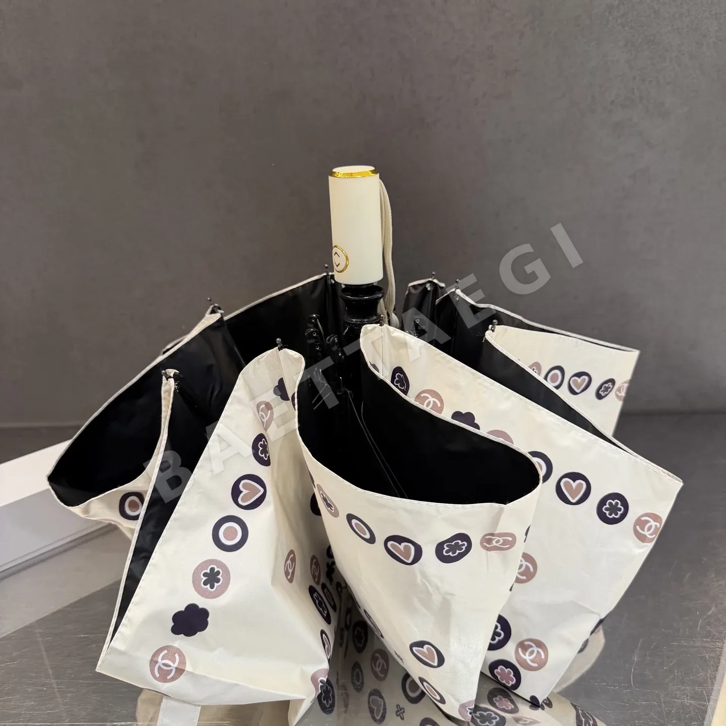 샤넬 3단 자동 양산 겸용 우산 상세 이미지 5