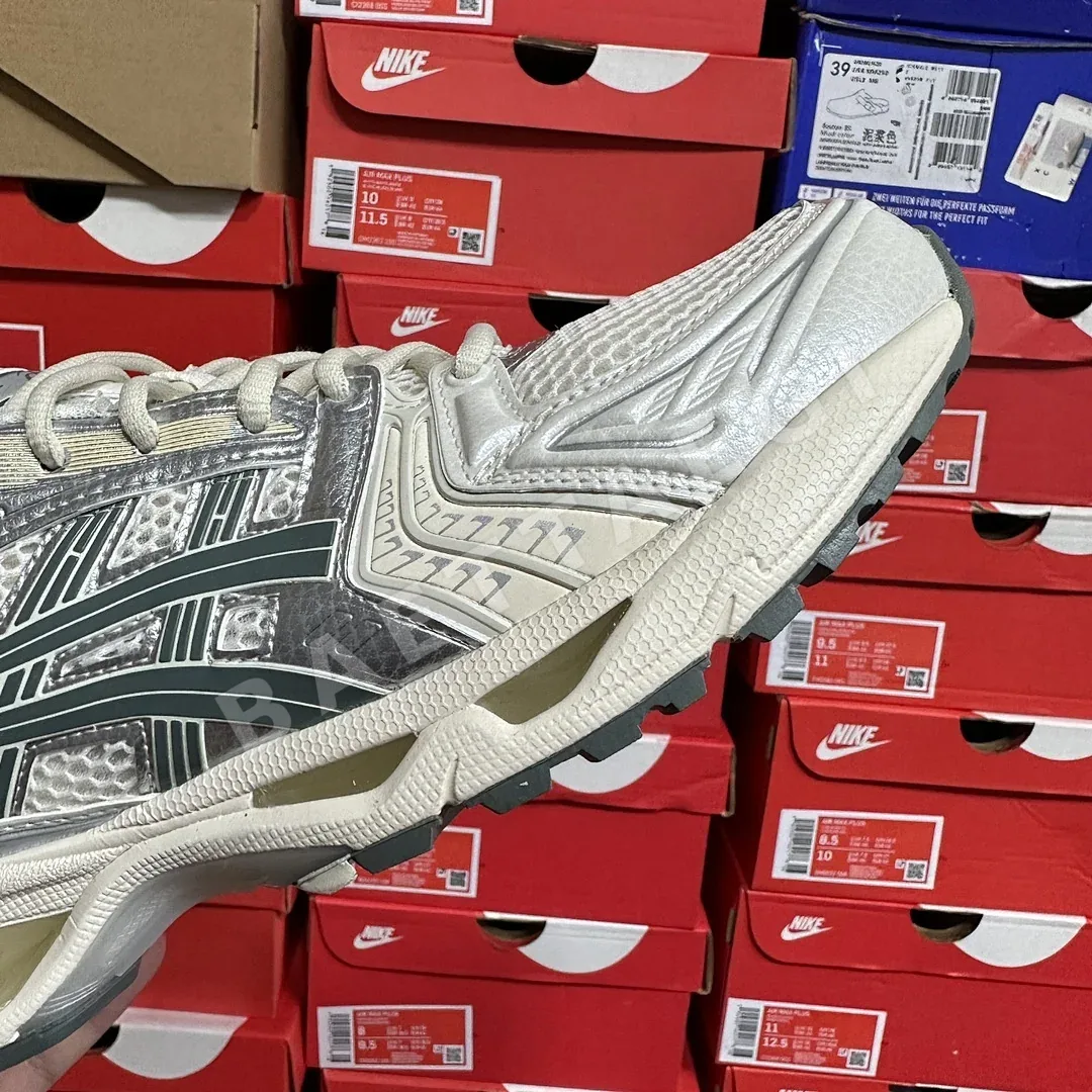 아식스 [TOP] 젤 카야노 14 1201A019-200 200254 Asics Gel-Kayano 14 Birch Dark Pewter 상세 이미지 9