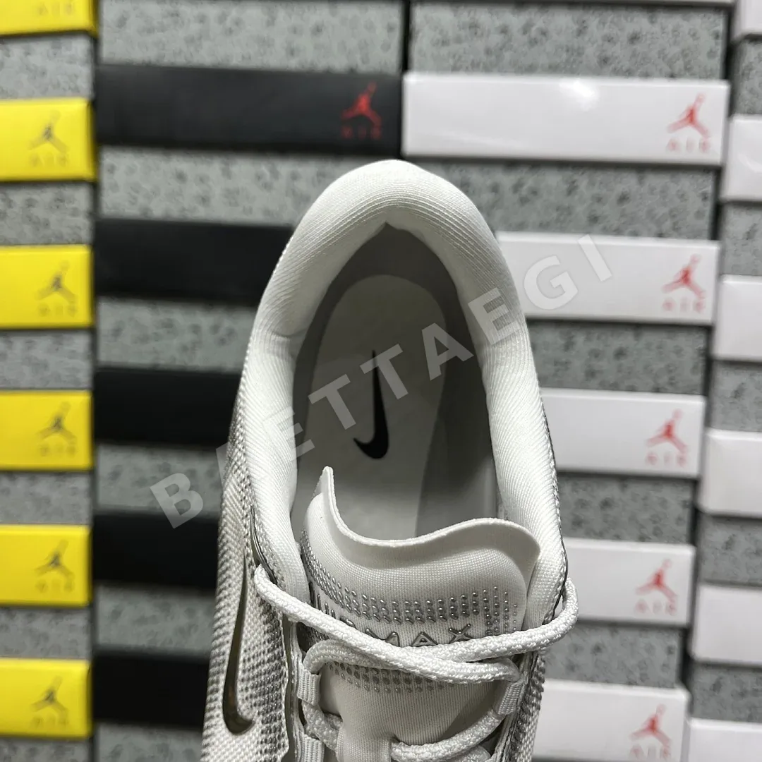 나이키 [EG] 에어 화이트 실버 그레이 IQ7634-007 201670 Nike Air Liquid Max 상세 이미지 8