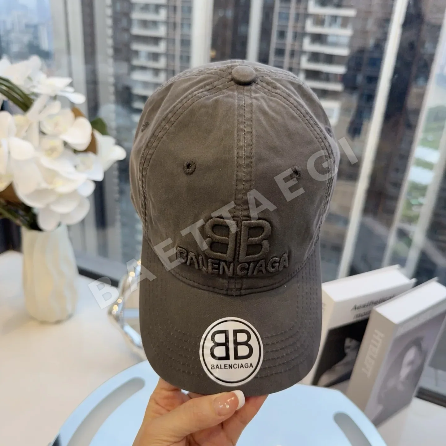 발렌시아가 워시드 코튼 어부 모자 상세 이미지 4