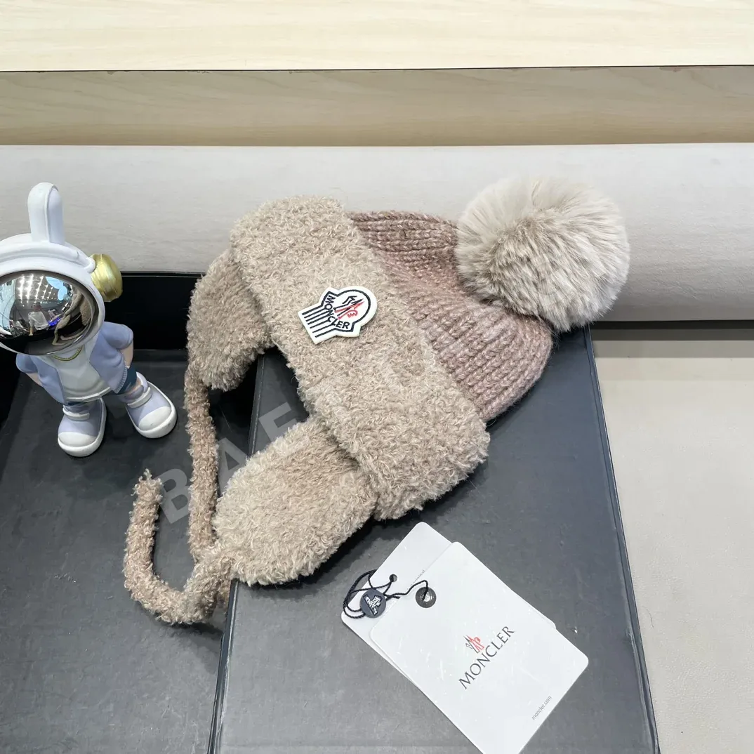몽클레르 가죽 플리스 귀 보호 모자 상세 이미지 2