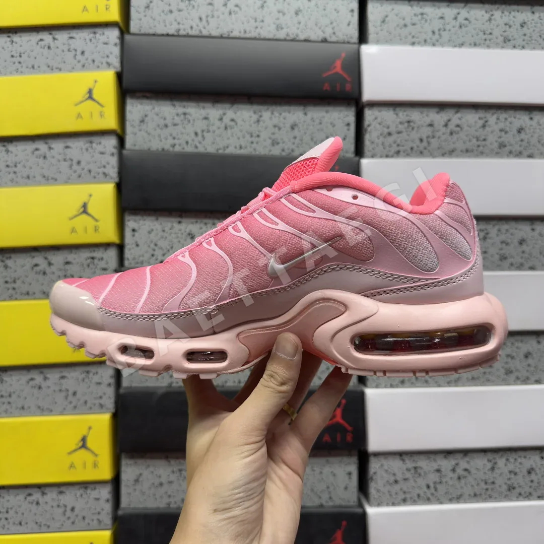 나이키 [BD] 에어 맥스 플러스 FV0393-001 201847 Nike Air Max Plus 상세 이미지 9