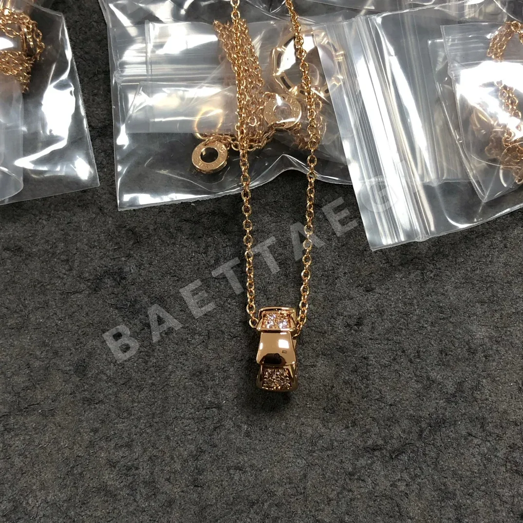 불가리 목걸이 64792