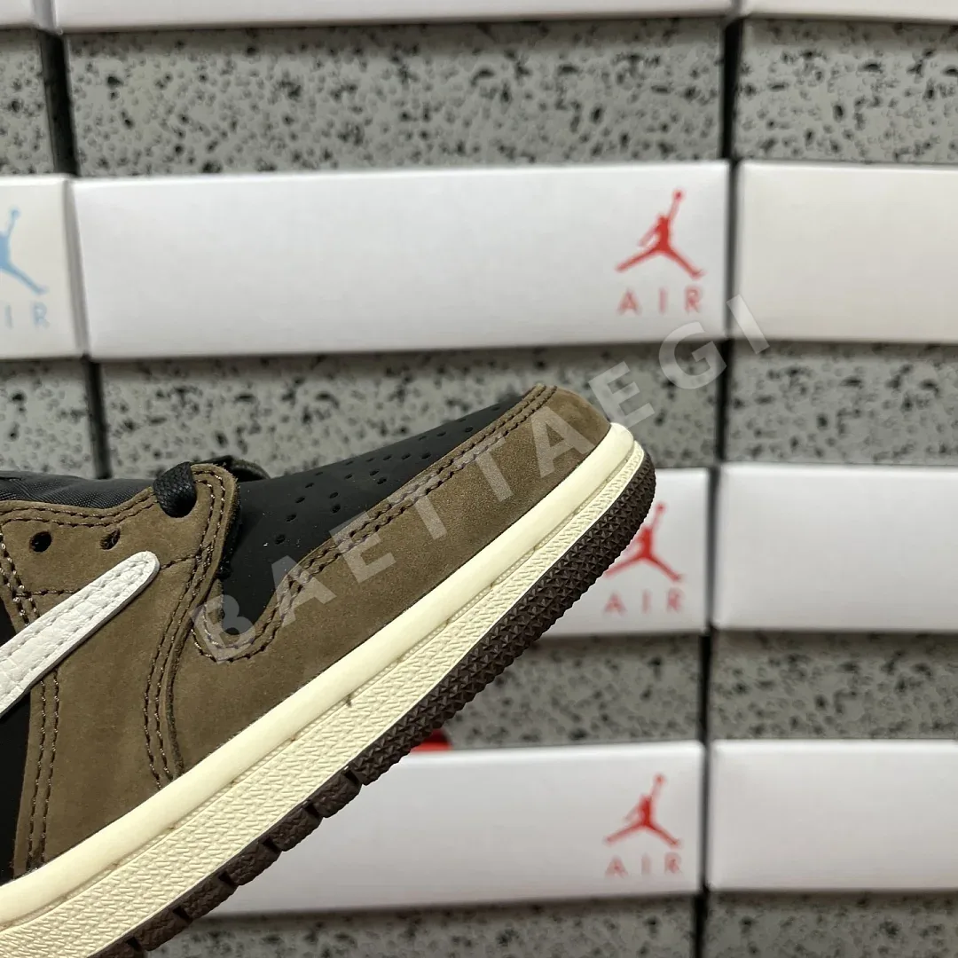 나이키 [PK4.0] 블랙 브라운 CQ4277-001 201932 Nike Travis Scott Mocha 상세 이미지 2
