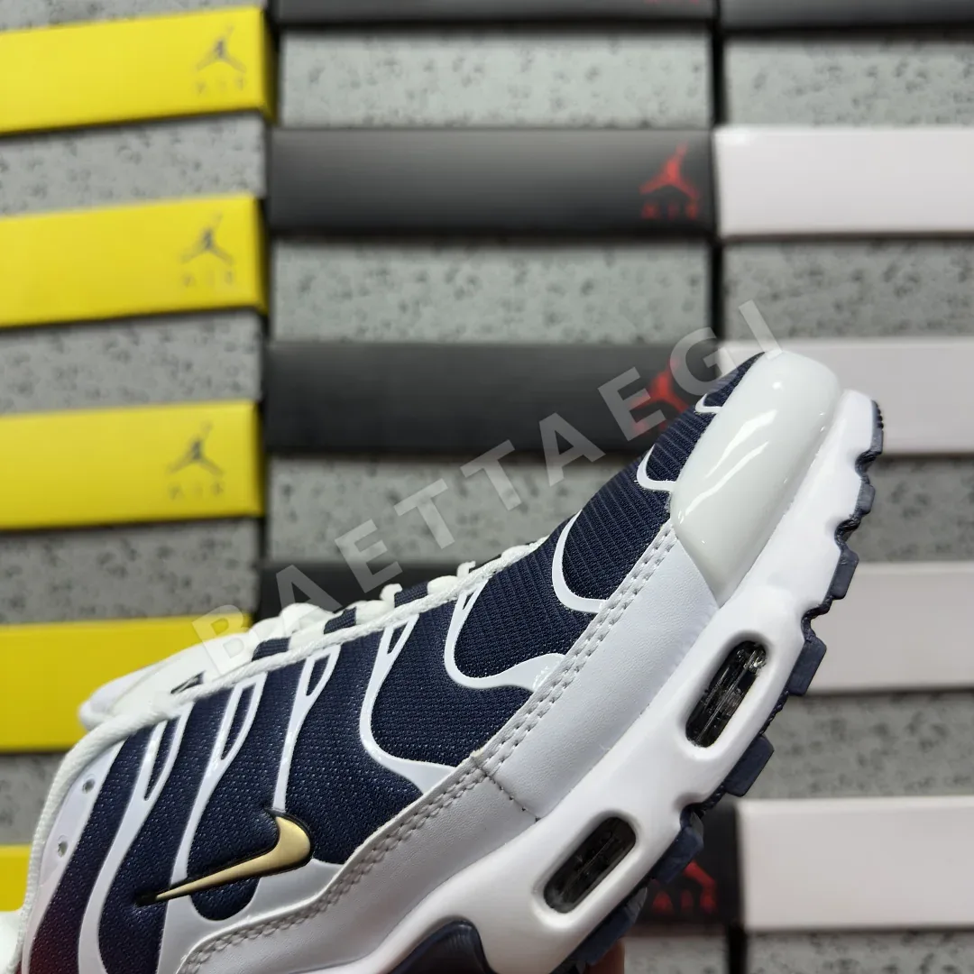 나이키 [BD] 에어 맥스 플러스 PSG FZ4776-100 201870 Nike Air Max Plus PSG 상세 이미지 2