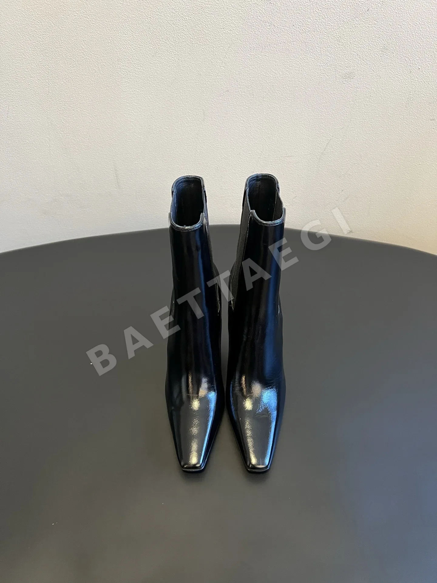 생로랑 부츠 가죽 스퀘어 토 207440