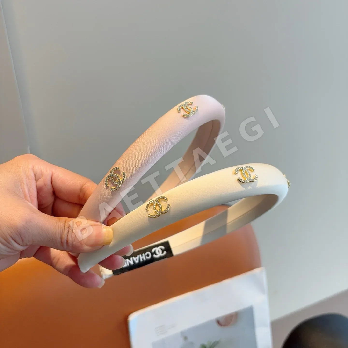샤넬 레터 헤드밴드 헤어악세사리 182666
