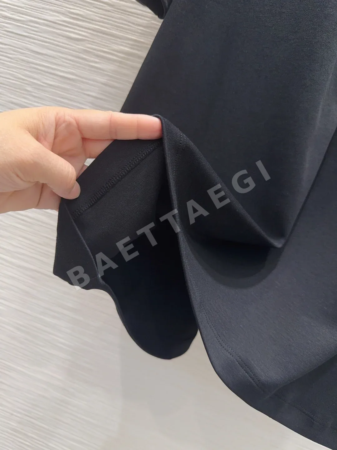루이비통 여성 반팔 티셔츠 상세 이미지 8