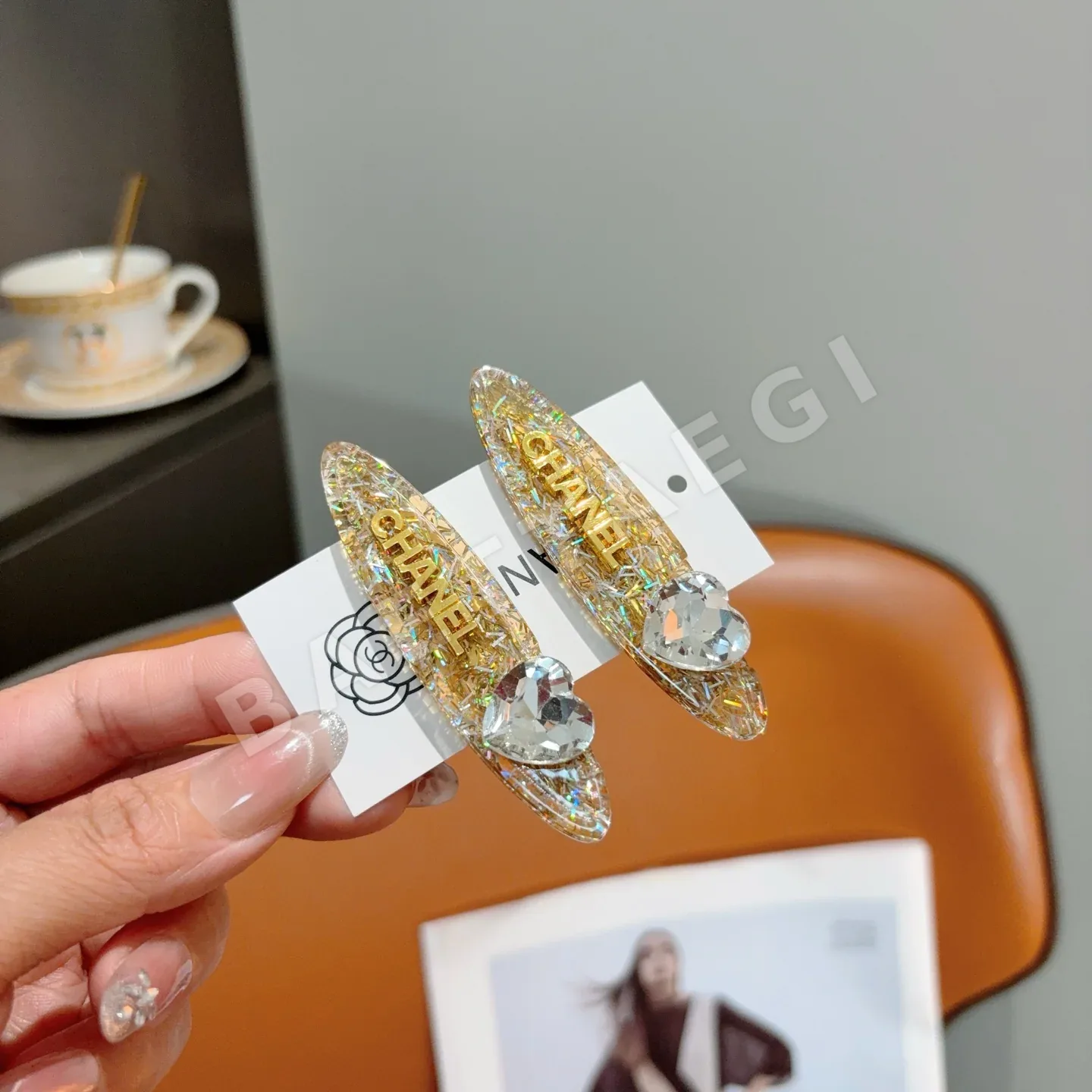 샤넬 로고 헤어 클립 세트 상세 이미지 5