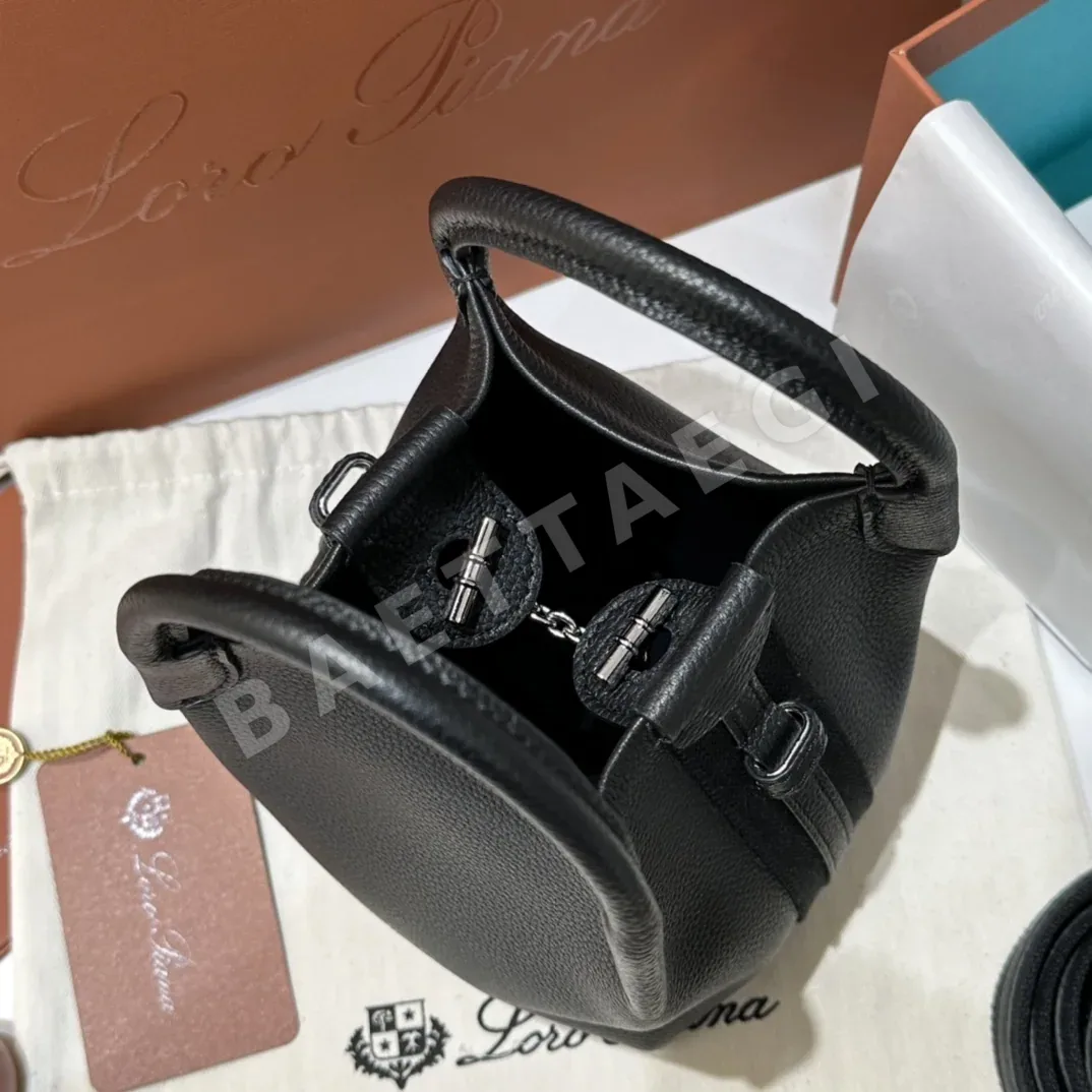 로로피아나 라 프레리 카프스킨 버킷백 상세 이미지 4