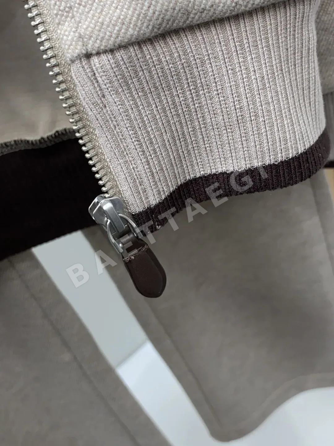 로로피아나 울 혼방 남성 세트 상세 이미지 6