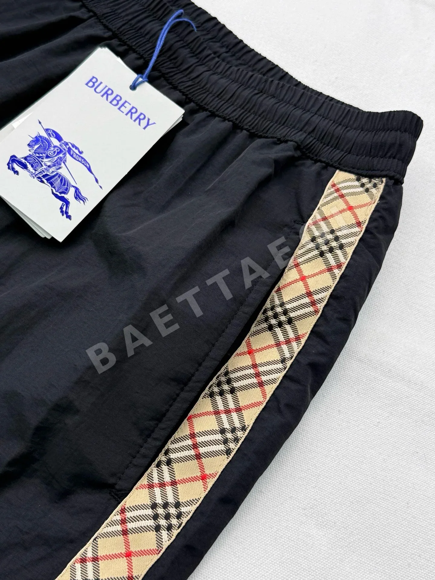 버버리 사이드 체크 여성 반바지 상세 이미지 5