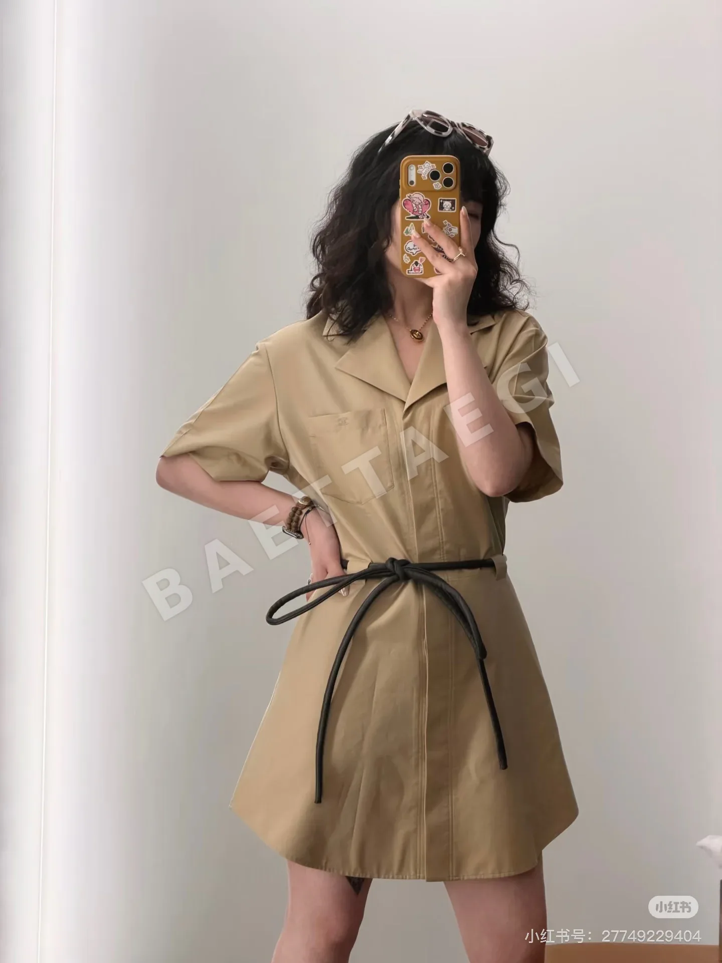 셀린느 카키 컬러 여성 린넨 원피스 상세 이미지 2