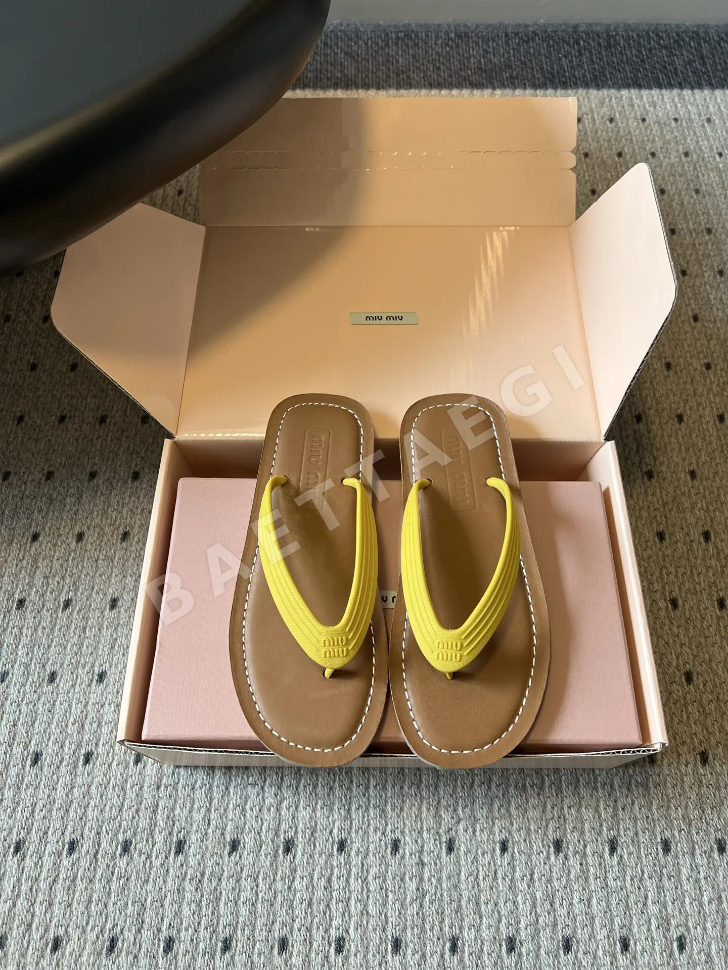 미우미우 신발 75368