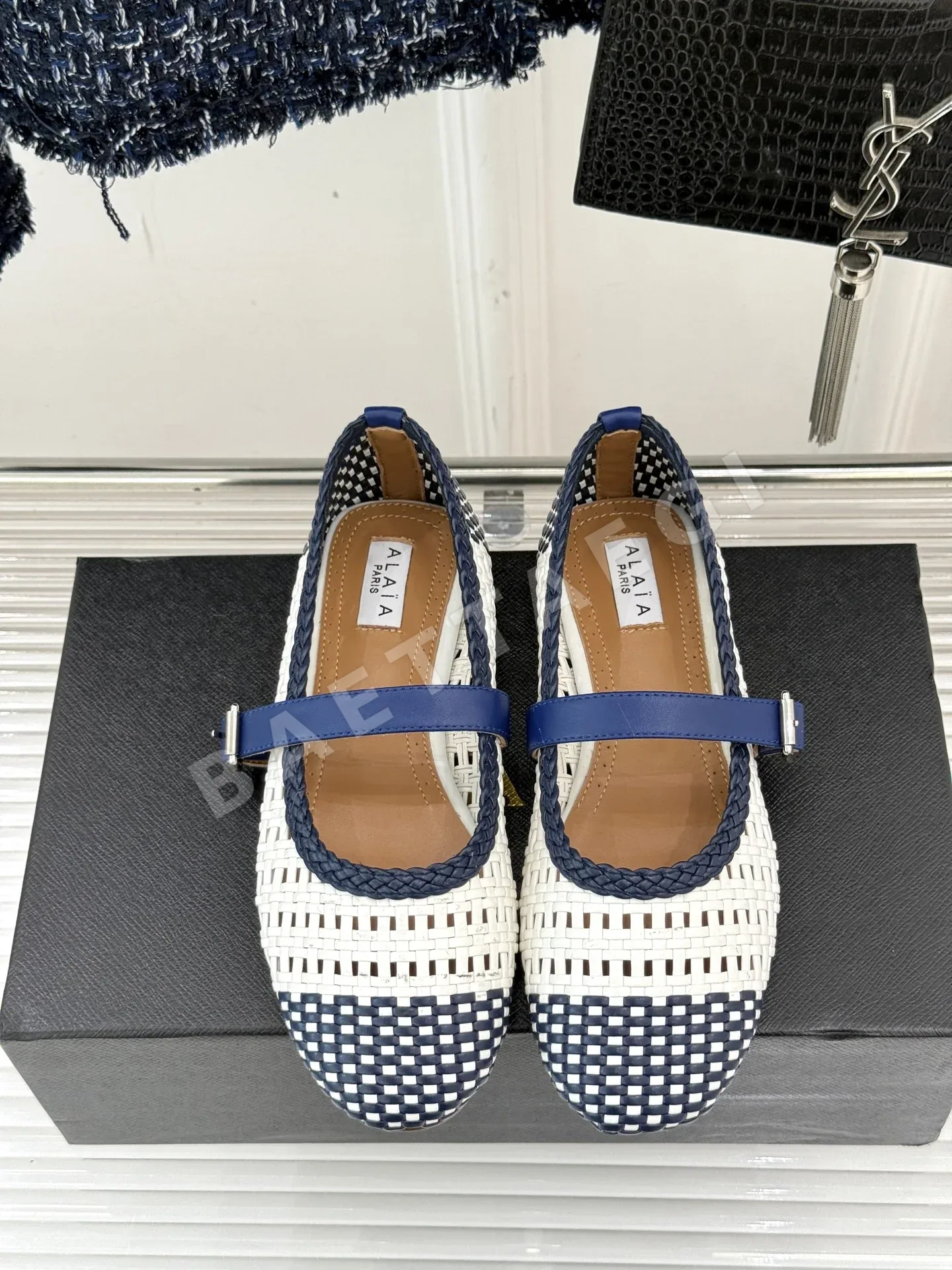 알라이아 메시 메리제인 슈즈 상세 이미지 4