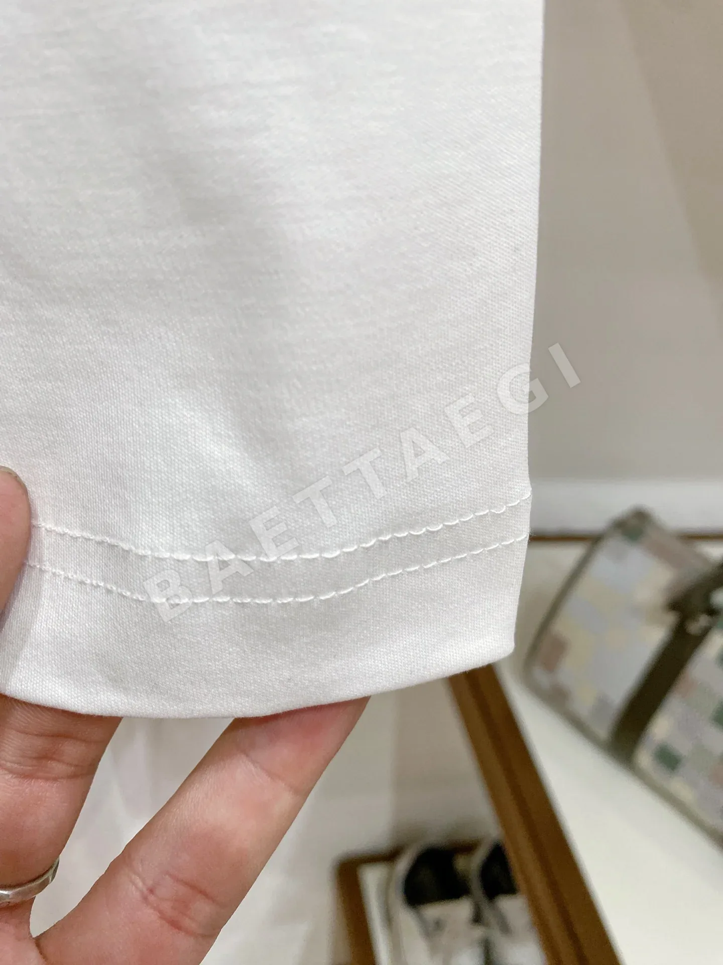 로로피아나 남성 크루넥 반팔 티셔츠 상세 이미지 5