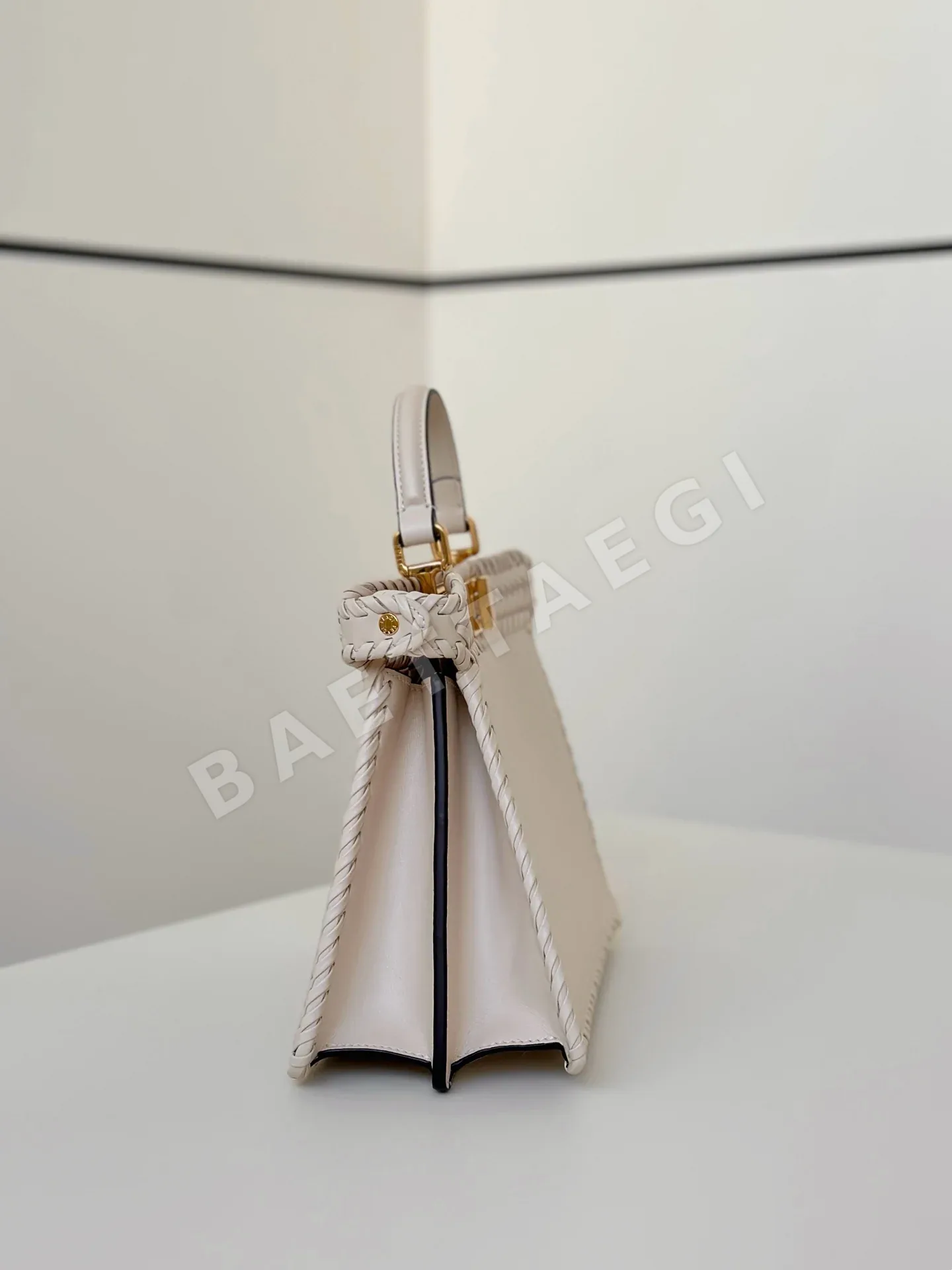펜디 아이씨유 올 가죽 숄더백 상세 이미지 4