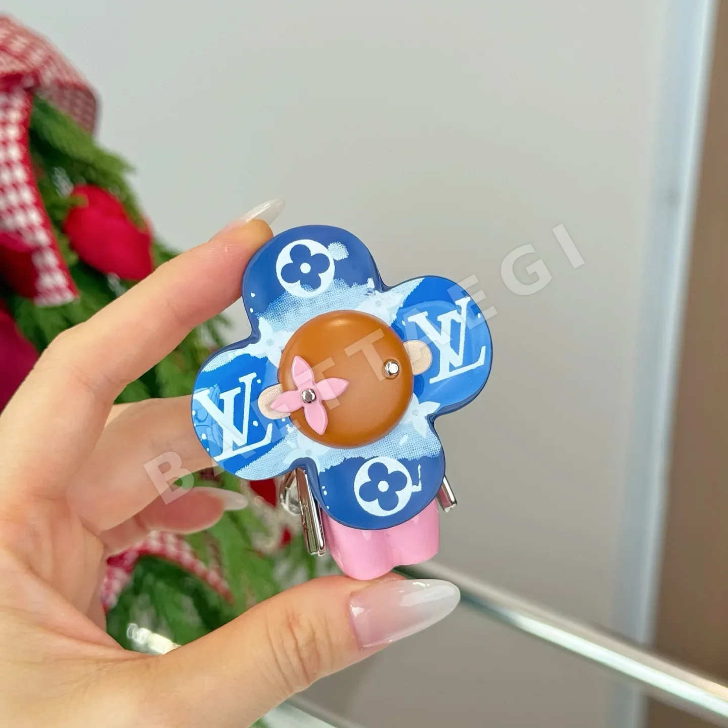 루이비통 비비앙 해바라기 키링 상세 이미지 3