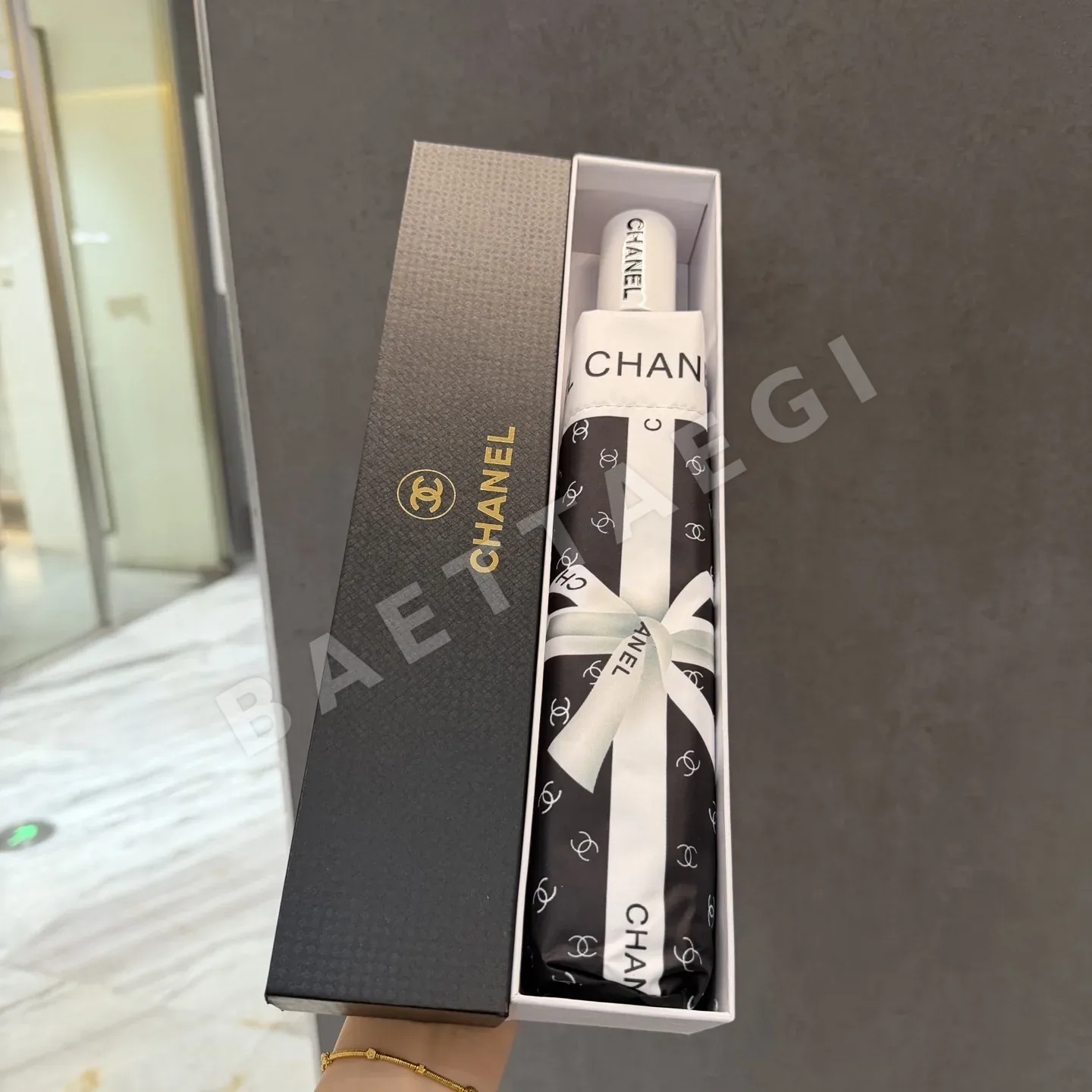 샤넬 3단 자동 접이식 우산 85308
