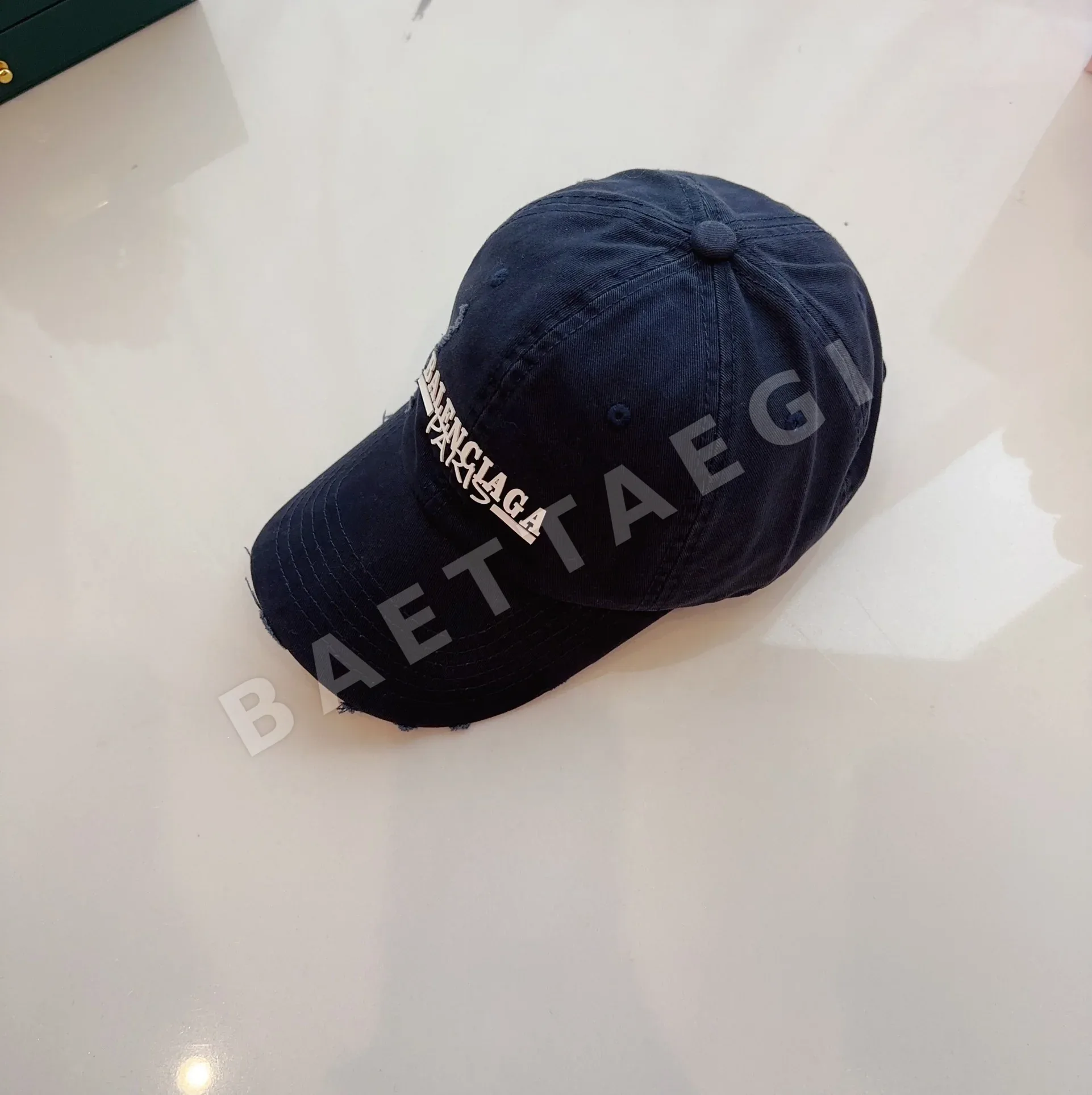발렌시아가 데미지 워싱 면 야구모자 상세 이미지 5
