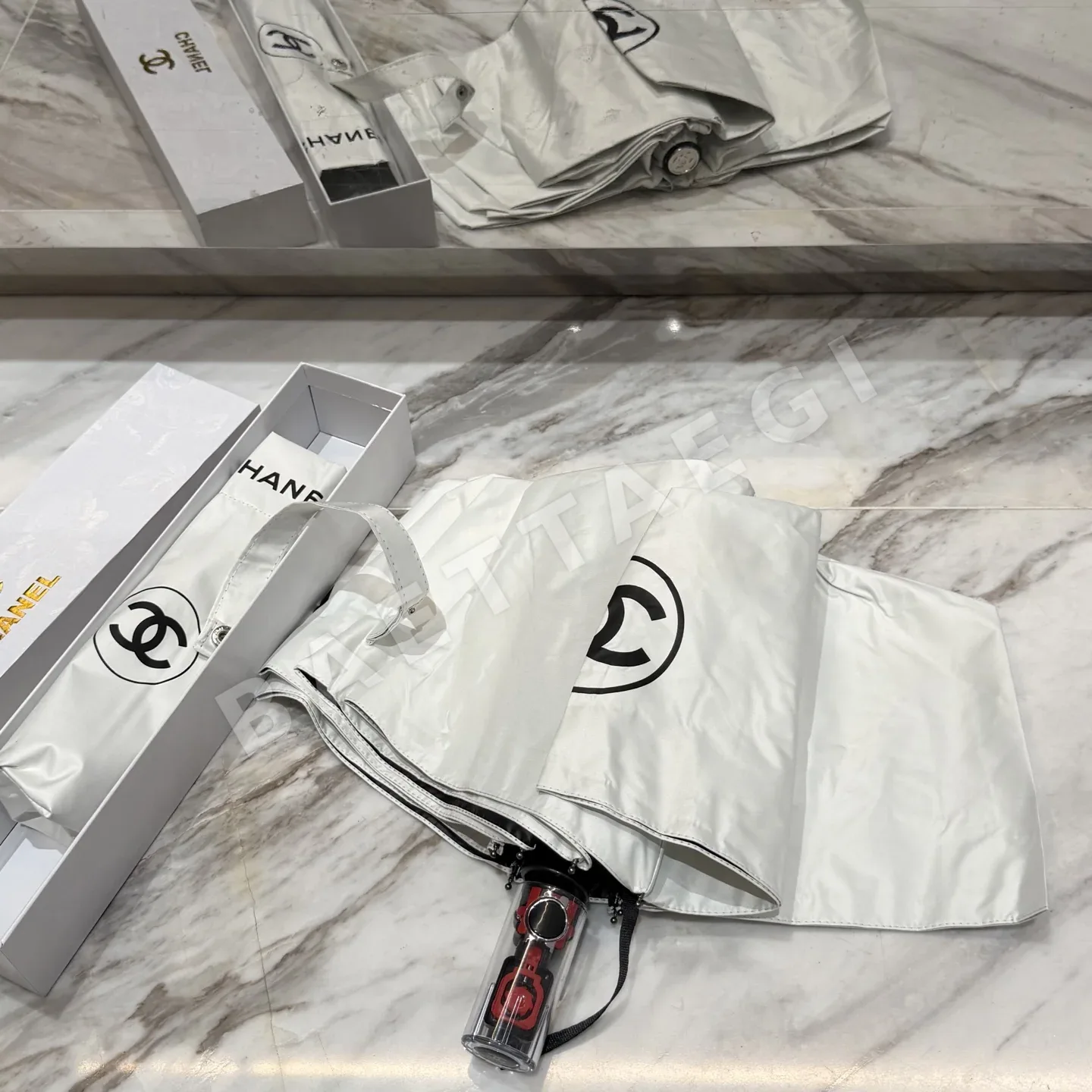 샤넬 자동 접이식 자외선 차단 우산 상세 이미지 3