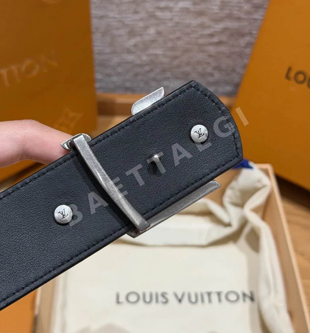 루이비통 LV 이니셜 모노그램 40mm 벨트 상세 이미지 4