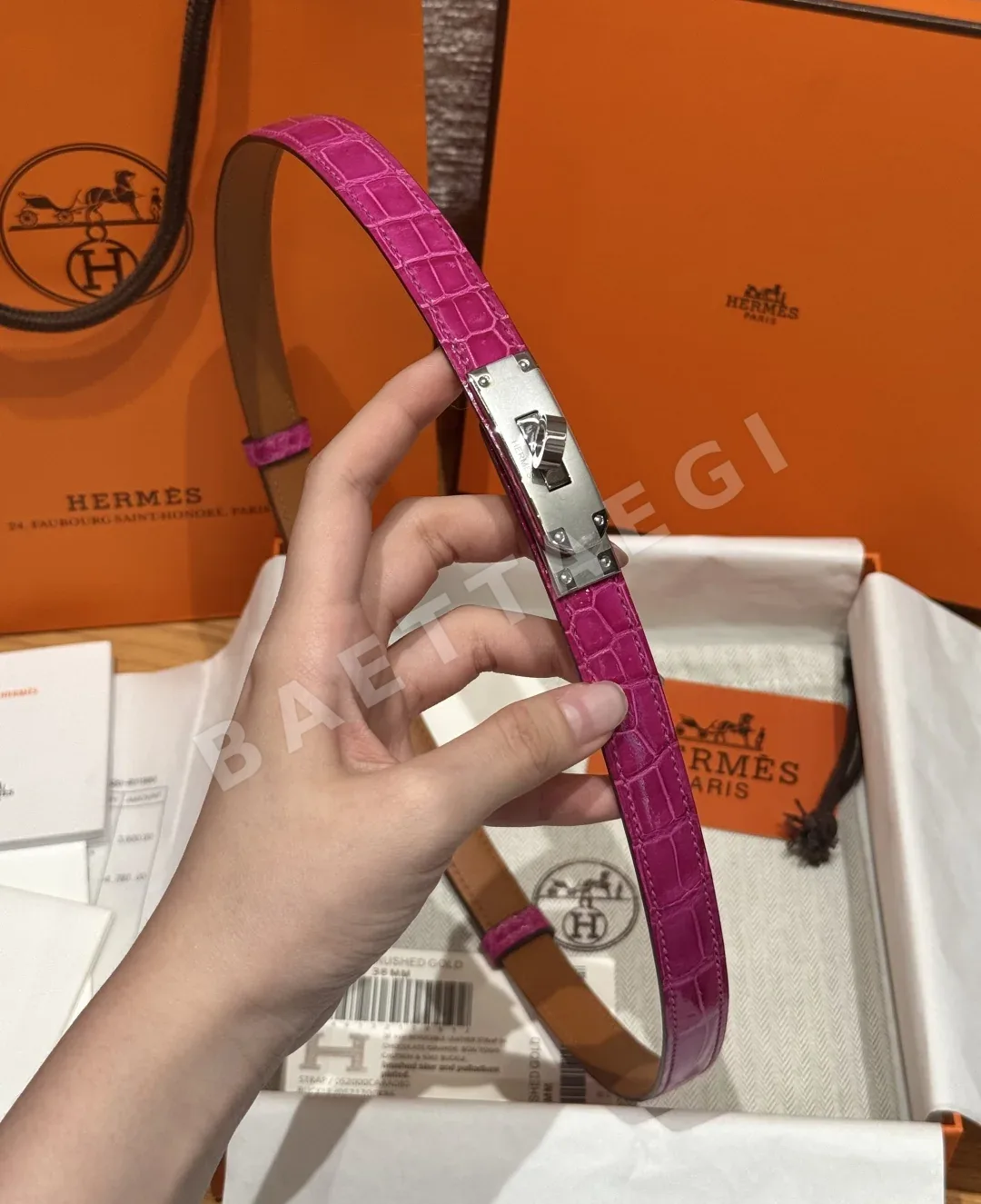 에르메스 켈리 크로커다일 가죽 벨트 상세 이미지 5