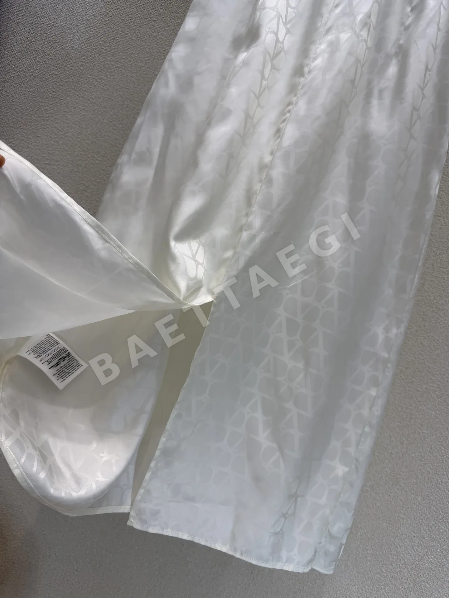 발렌티노 다크 패턴 V넥 셔츠 원피스 상세 이미지 8