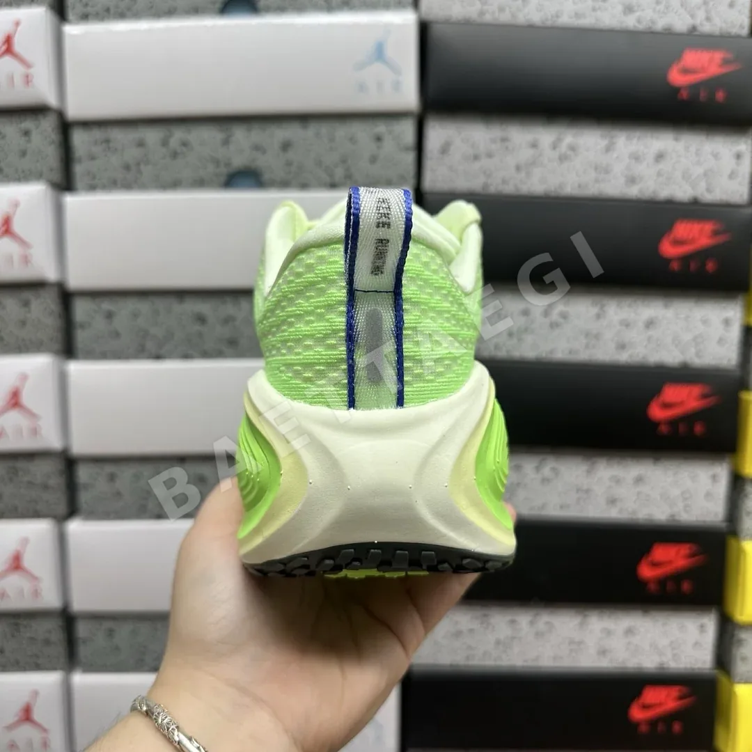 나이키 [XY] 보메로 플러스 HV8150-702 201687 Nike Vomero Plus Volt Tint Lime Blast 상세 이미지 5