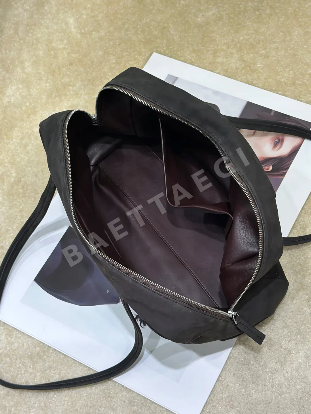 더로우 스웨이드 볼링백 상세 이미지 9