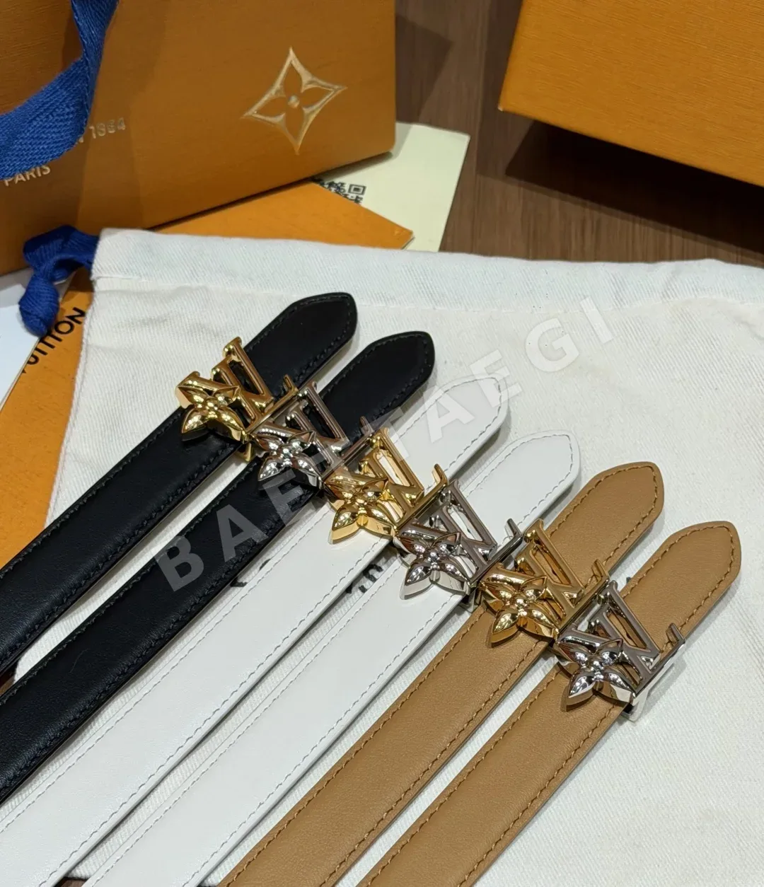 루이비통 모노그램 플로랄 소가죽 벨트 상세 이미지 3