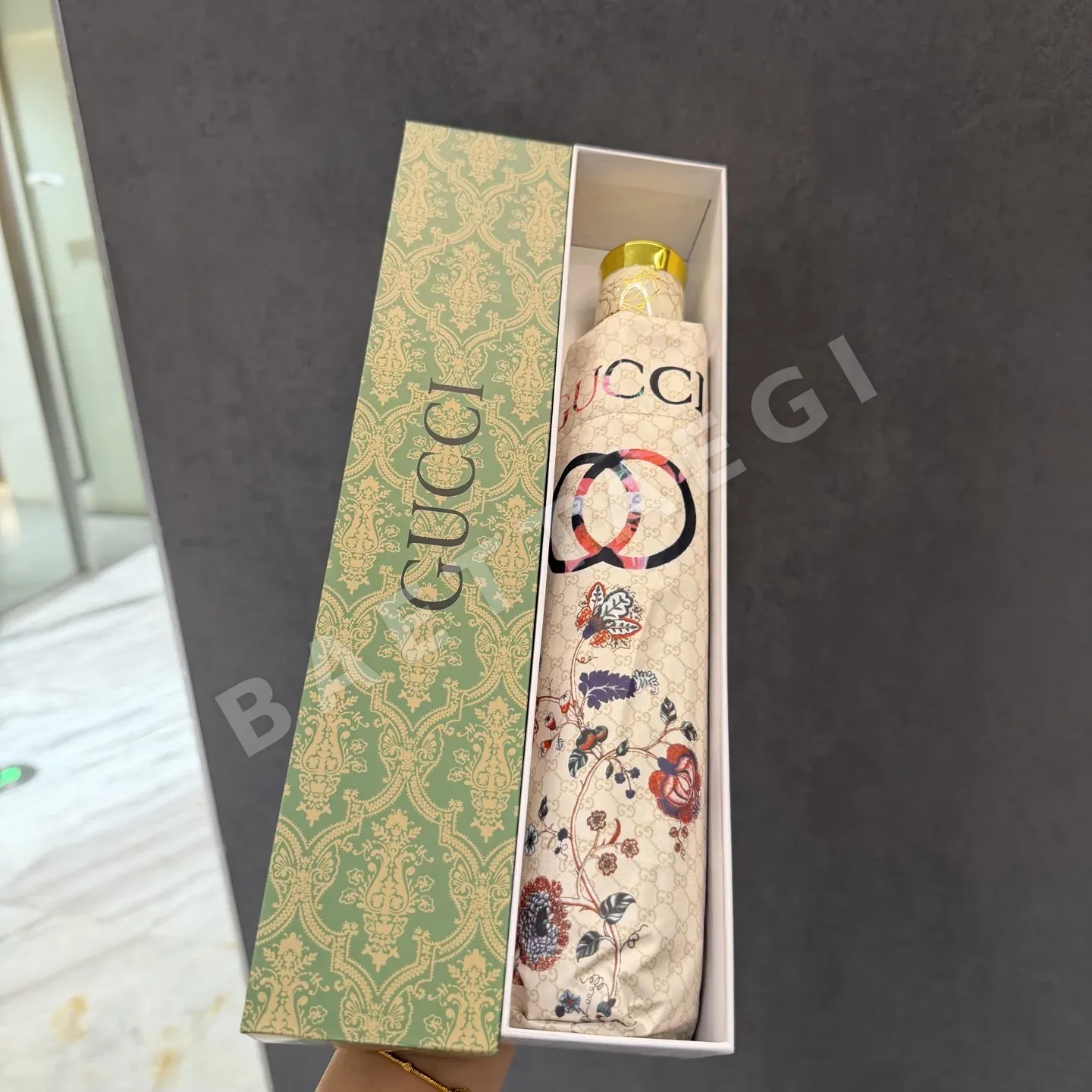 구찌 삼단 자동 접이식 양산 우산 85510