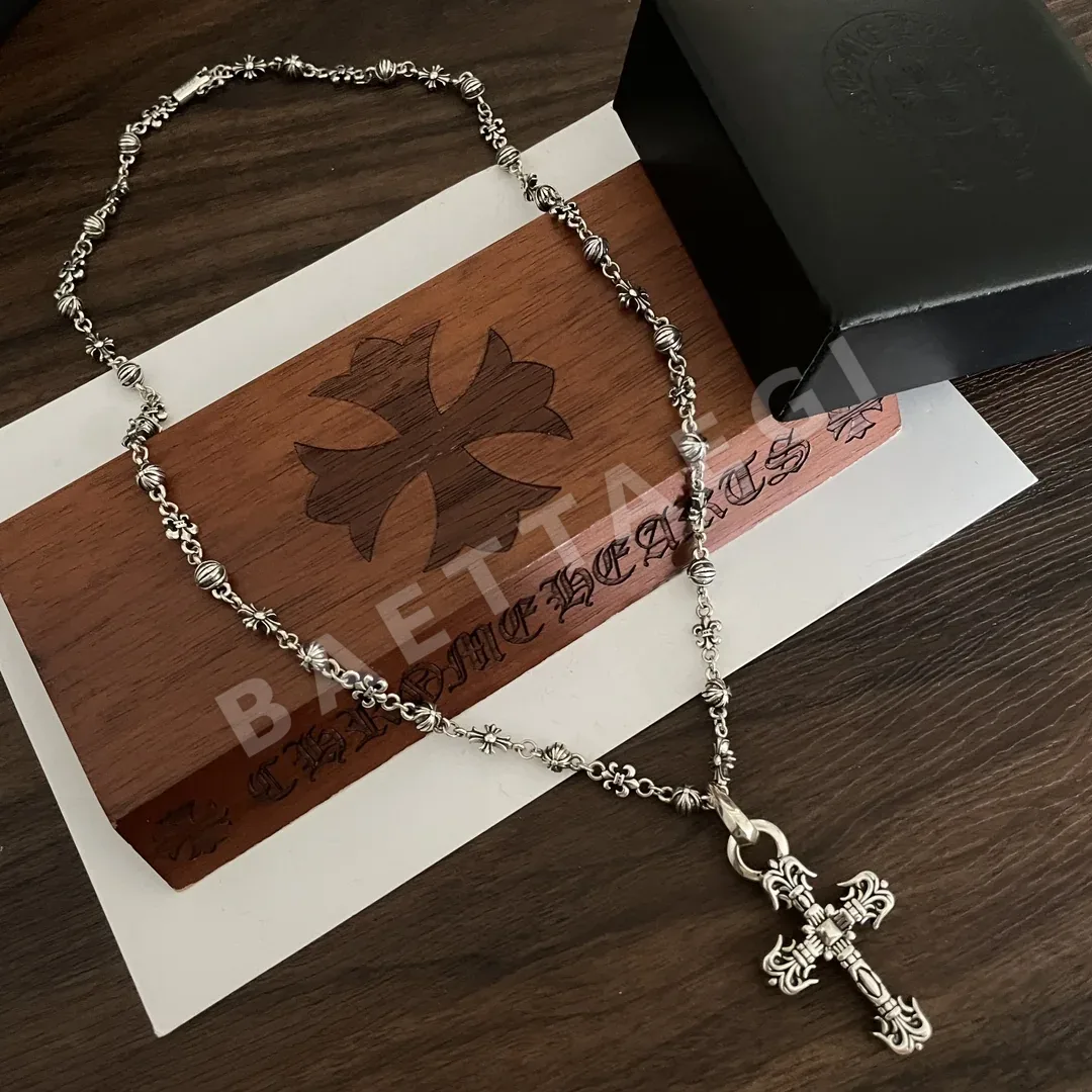 크롬하츠 클래식 레트로 플레임 크로스 목걸이 상세 이미지 9