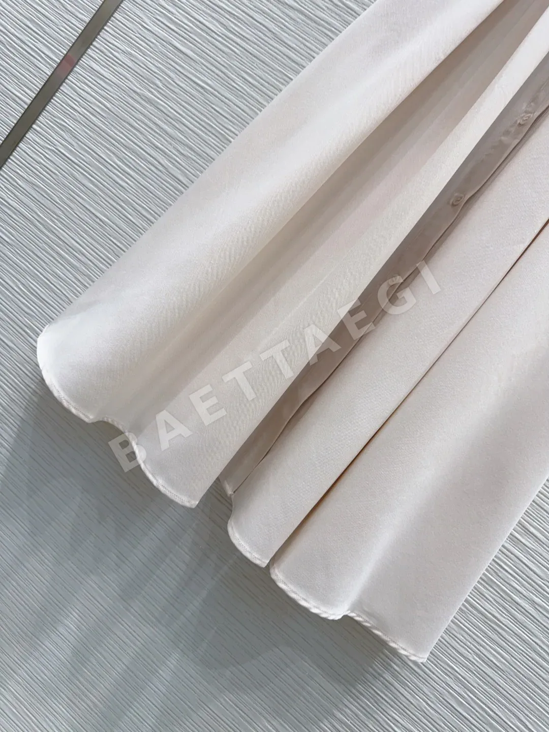 디올 3D 디자인 슬림 여성 원피스 상세 이미지 5