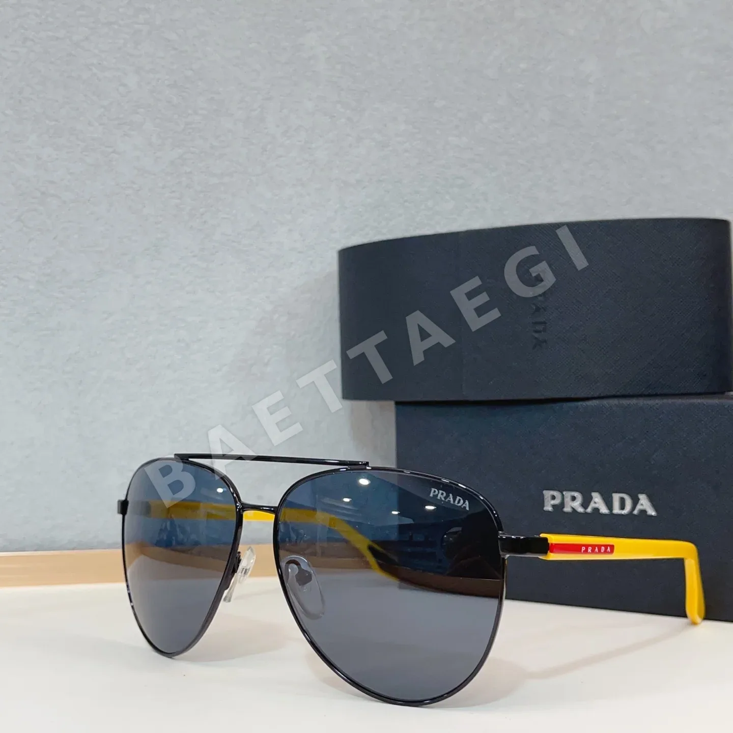 프라다 선글라스 56485 Prada Sunglasses 상세 이미지 2