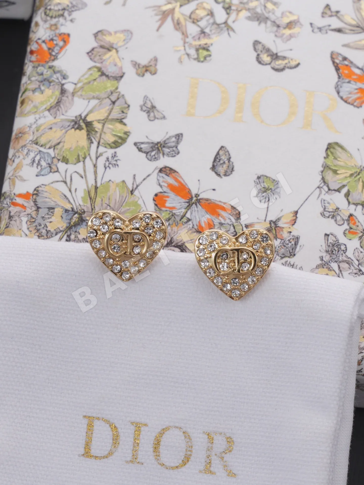 디올 하트 CD 장식 귀걸이 상세 이미지 2