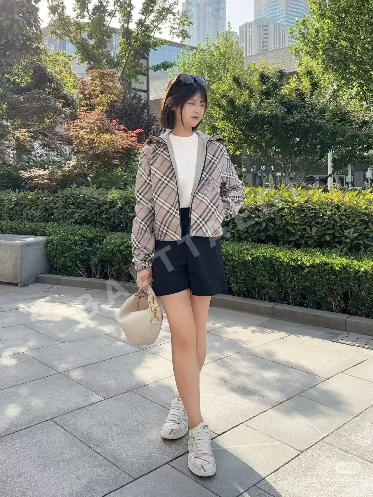 버버리 여성 자켓 상세 이미지 12