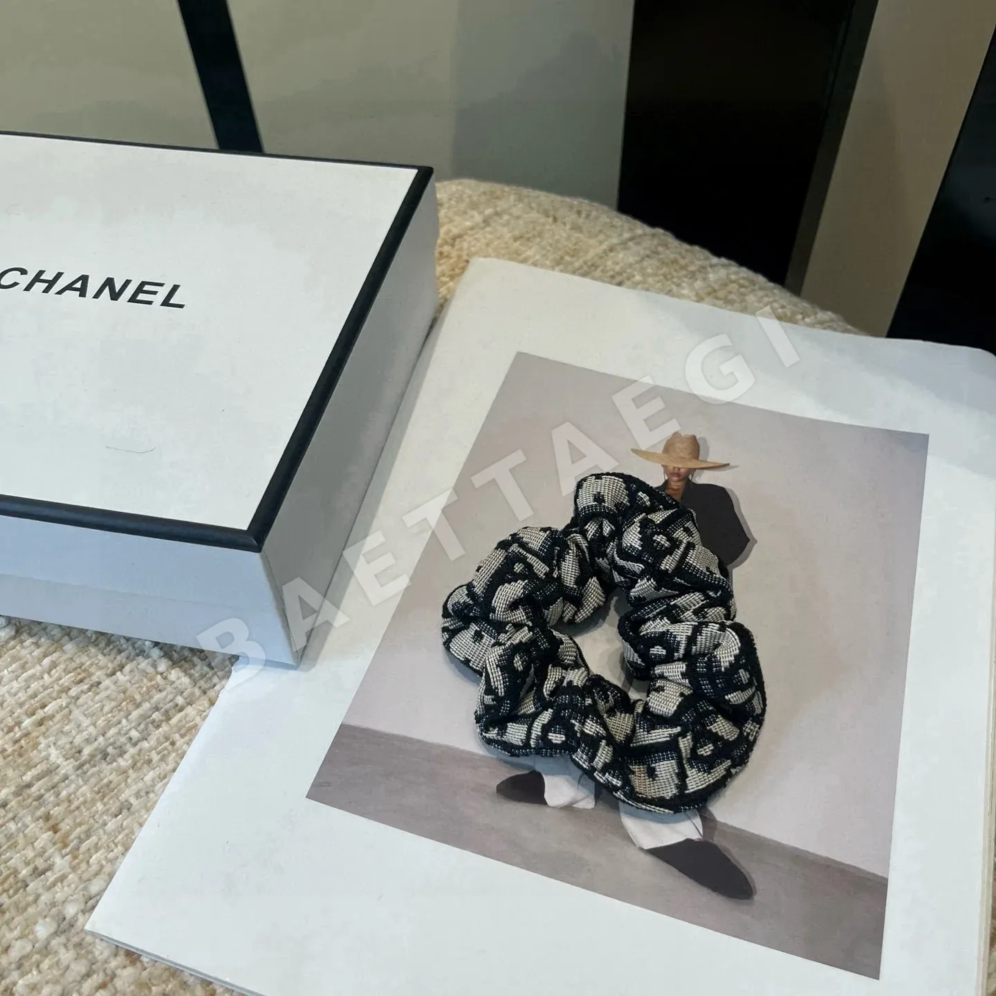 디올 CD 클래식 레터 헤어타이 상세 이미지 2