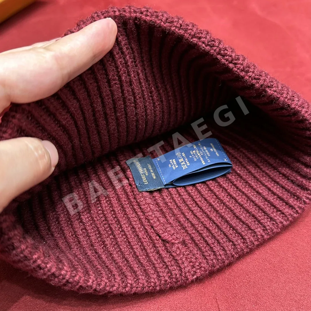 루이비통 메탈 로고 카시미어 비니 상세 이미지 9