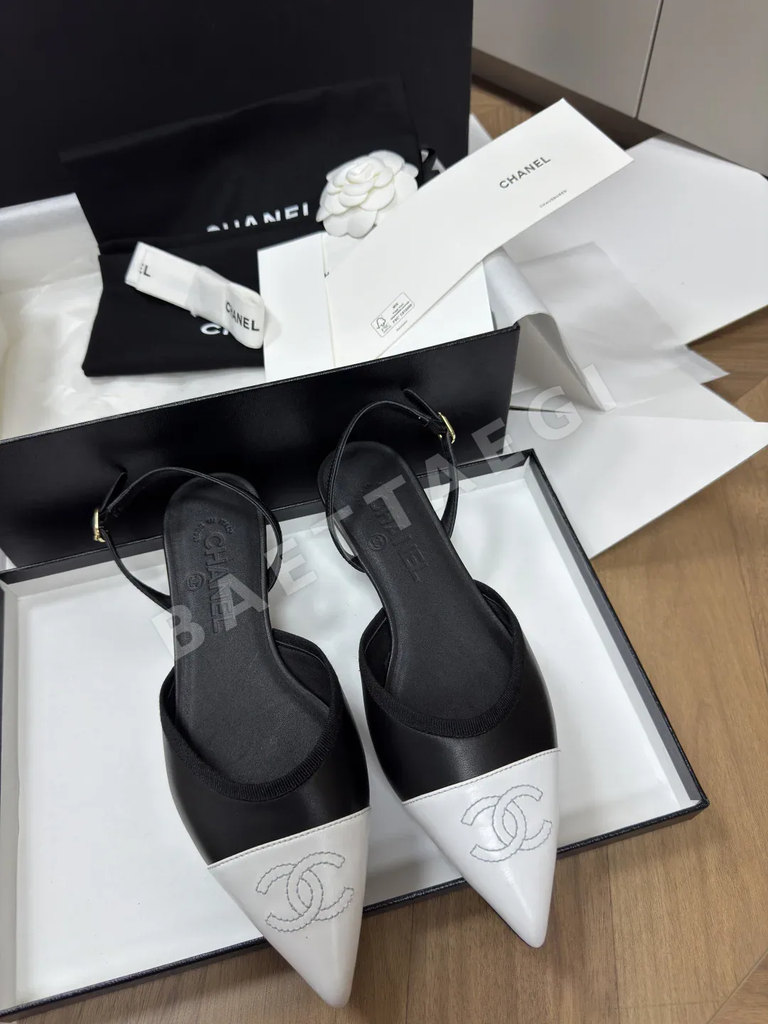샤넬 더블 C 로고 레이스업 샌들 88943