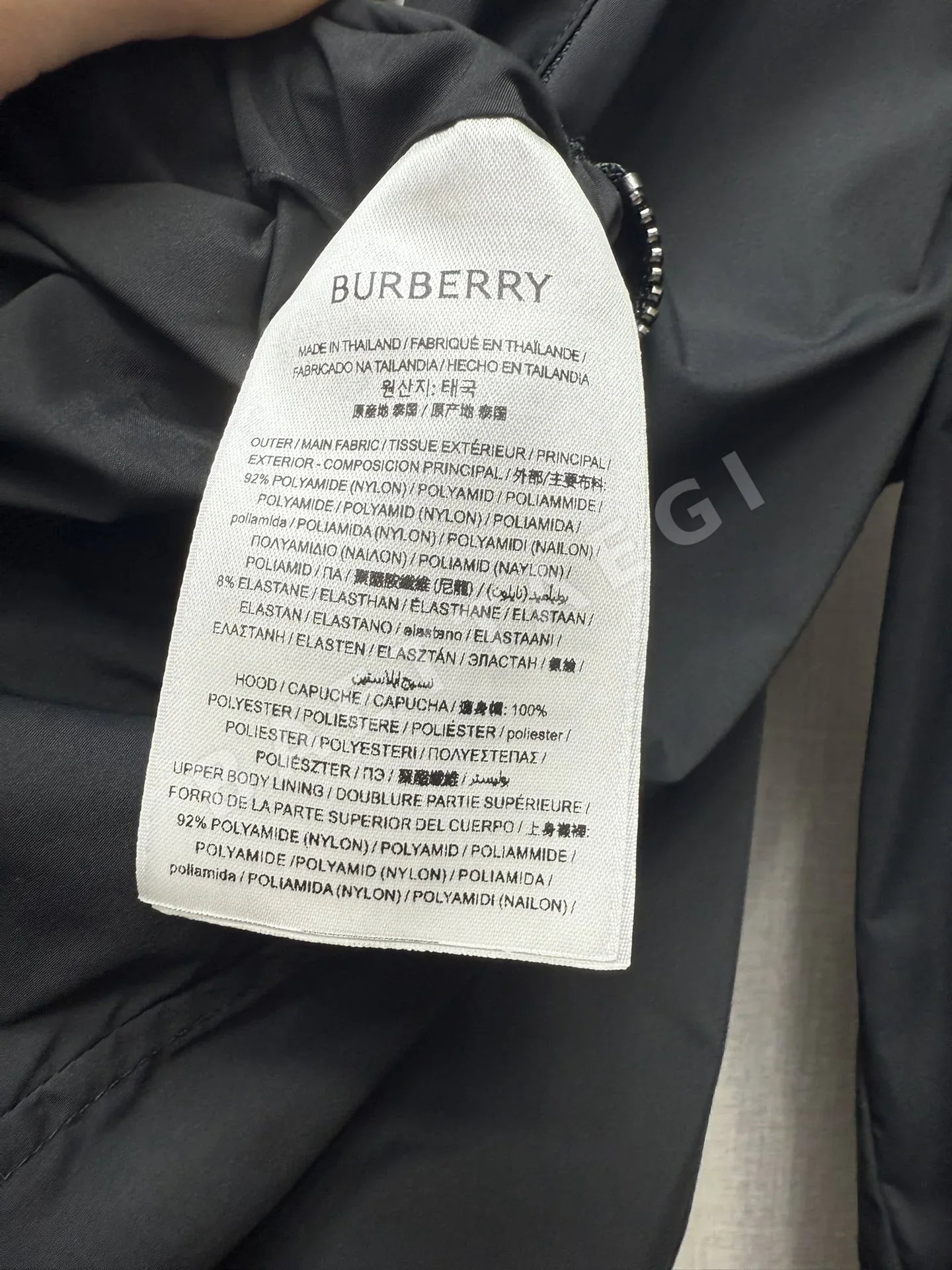 버버리 체크 후드 크롭 봄버 자켓 G22836 상세 이미지 9