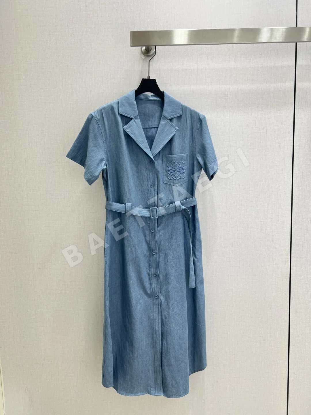 로에베 자수 포켓 벨트 여성 원피스 상세 이미지 3