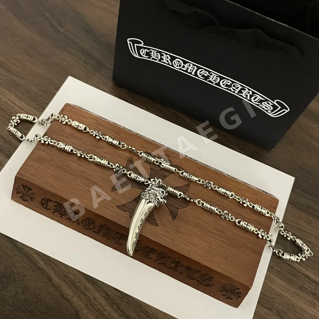 크롬하츠 레트로 드래곤 헤드 크로스 목걸이 상세 이미지 3