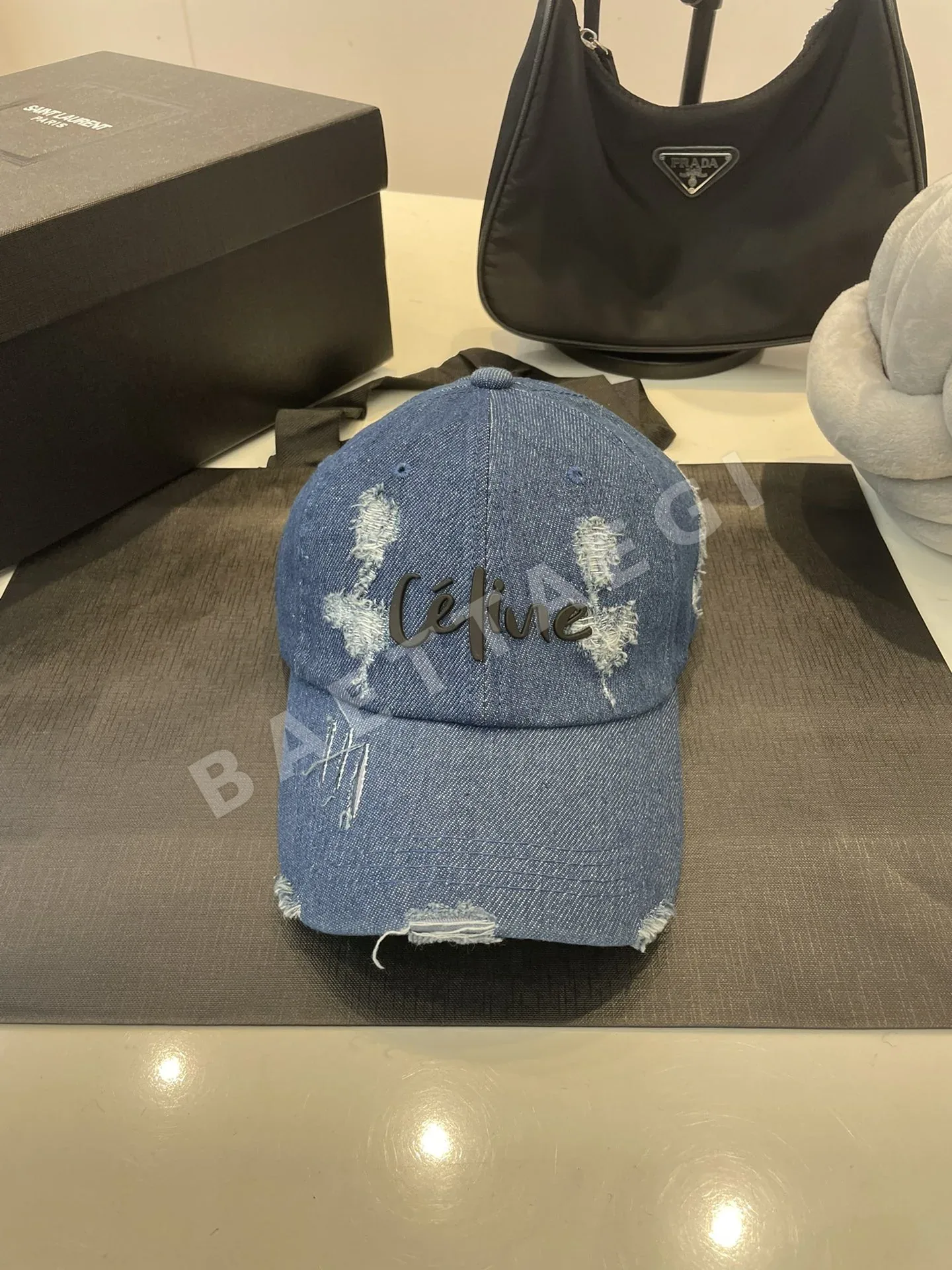 셀린느 데님 야구모자 83235