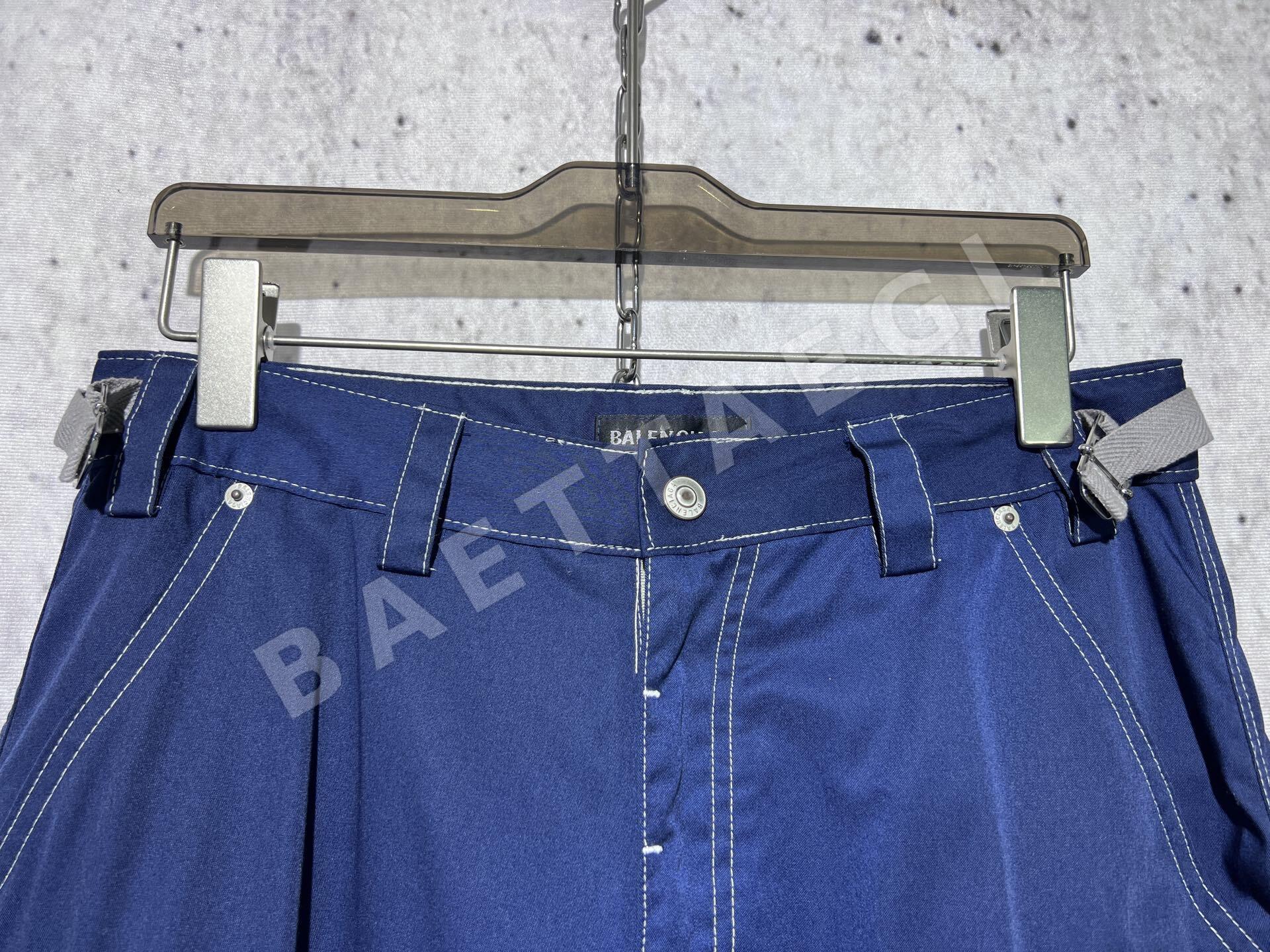 발렌시아가 무지 버튼 포켓 카고 남성 바지 상세 이미지 5