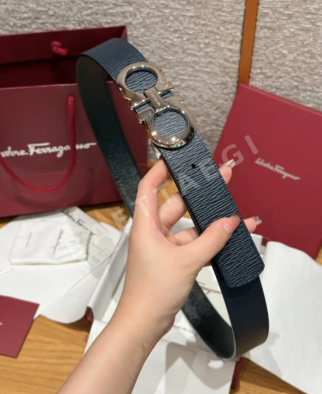 페레가모 간치니 버클 양면 가죽 벨트 상세 이미지 4