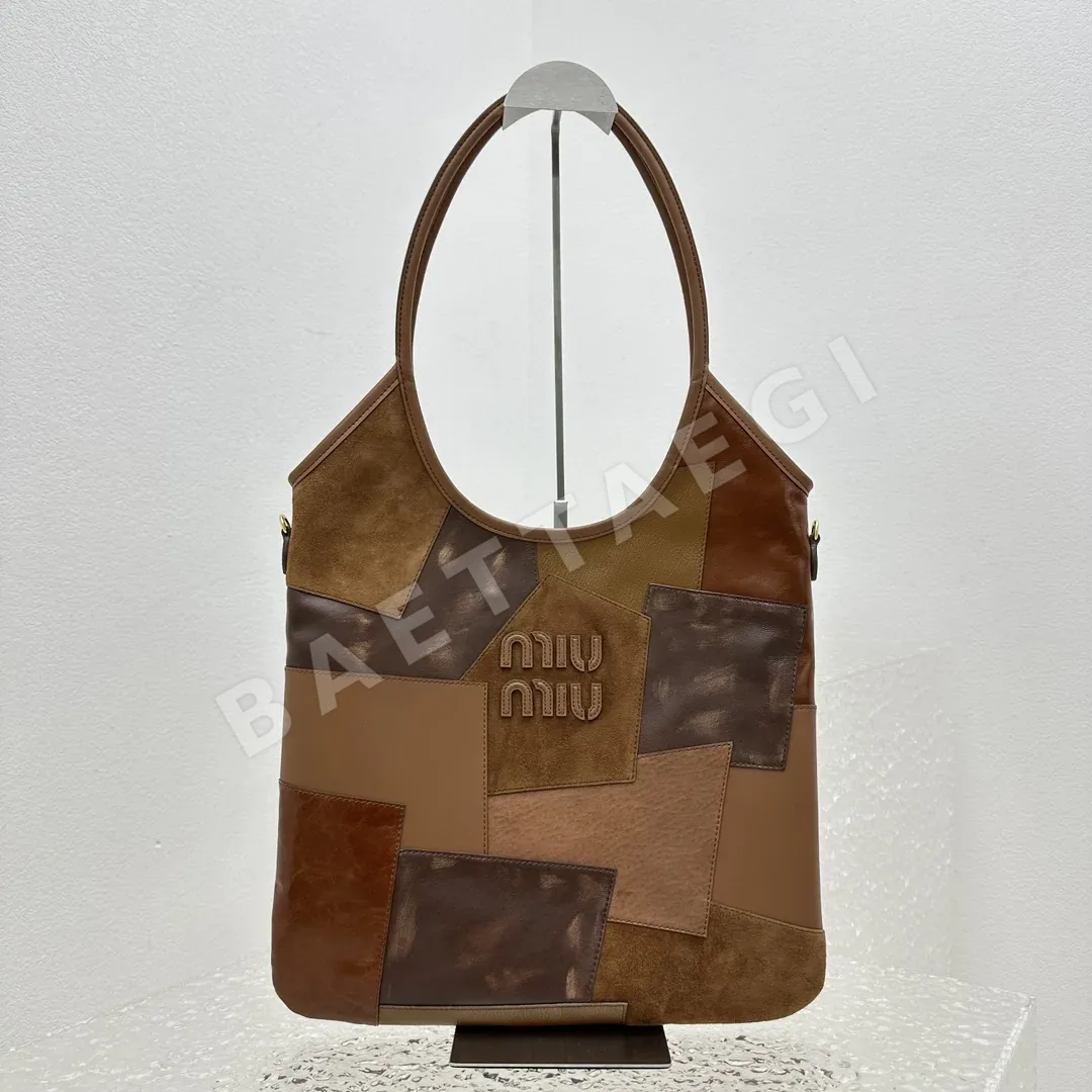 미우미우 런웨이 호보백 상세 이미지 2