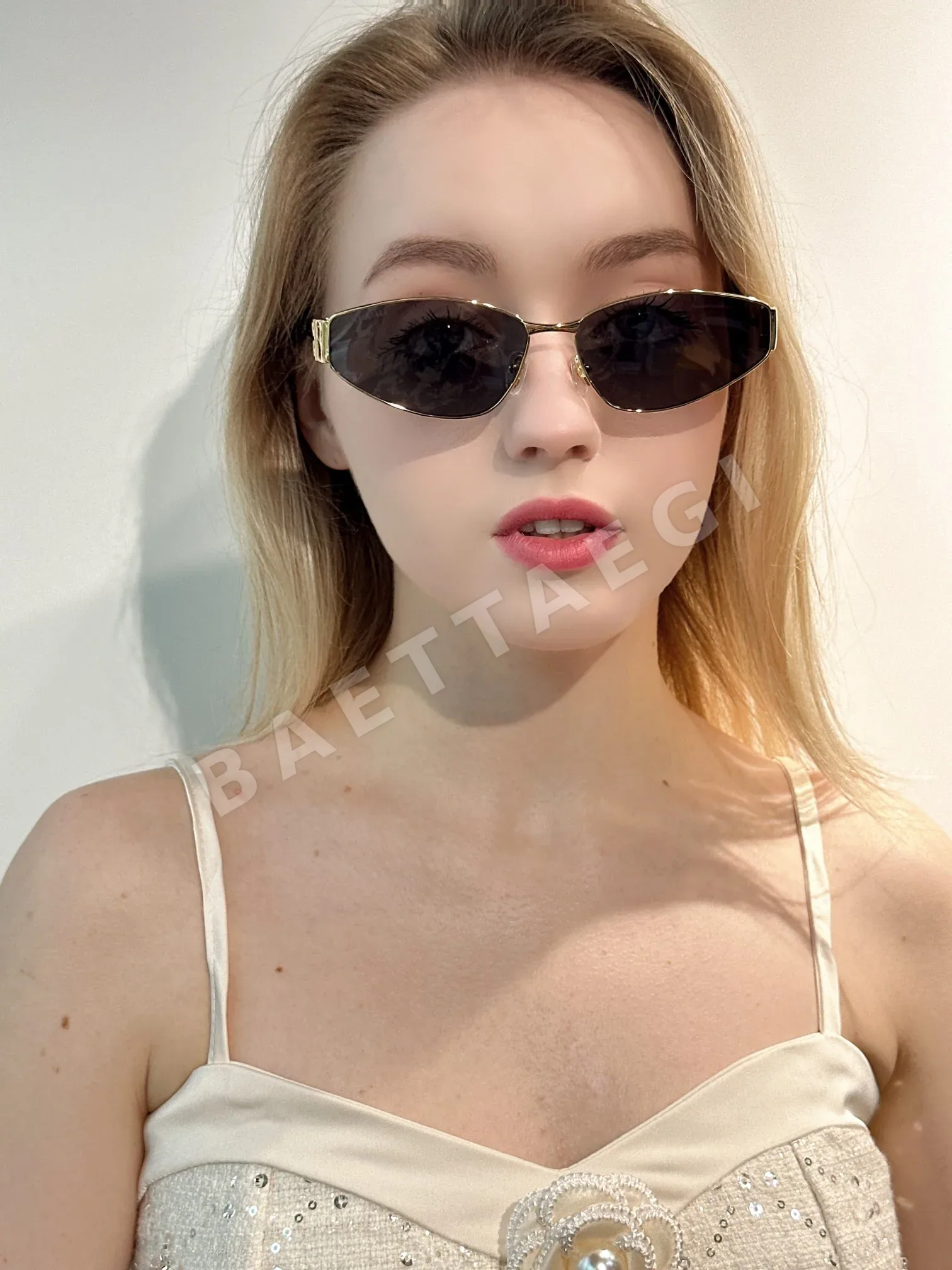 발렌시아가 선글라스 BB0300 S 상세 이미지 2